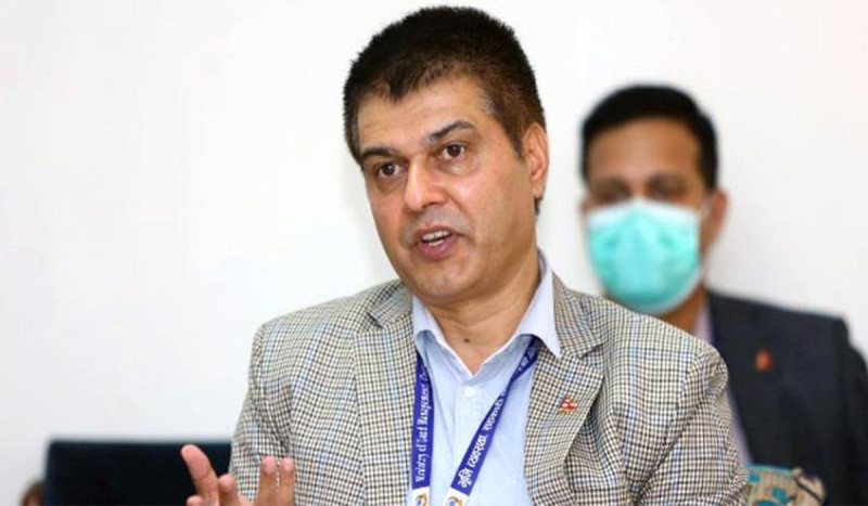 बिचौलिया दुलाललाई पूर्वगृहसचिव पाण्डेको प्रश्न : मन्त्रीज्यूको गिफ्ट ल्याएनौ ? (एसएमएस विवरणसहित)