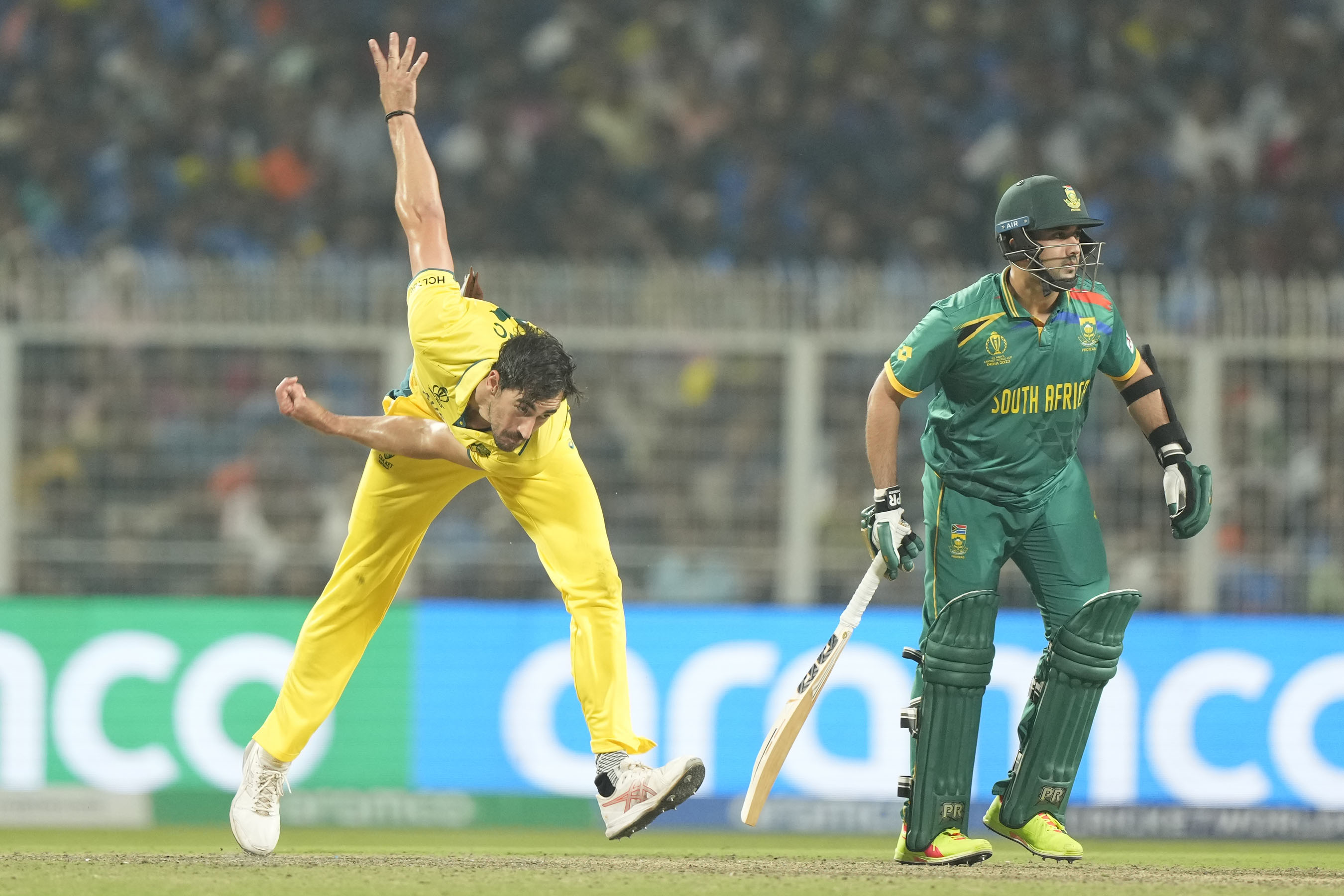 Australia's-Mitchell-Starc--1700141209.jpg