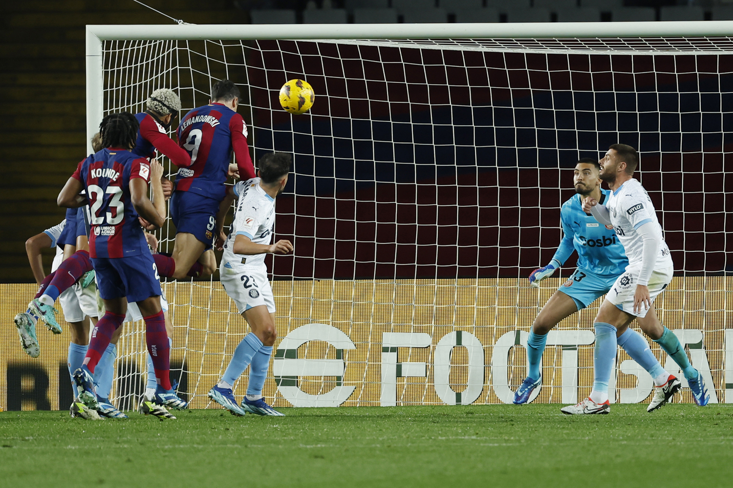 Barcelona's-Robert-Lewandowski-1702259503.jpg