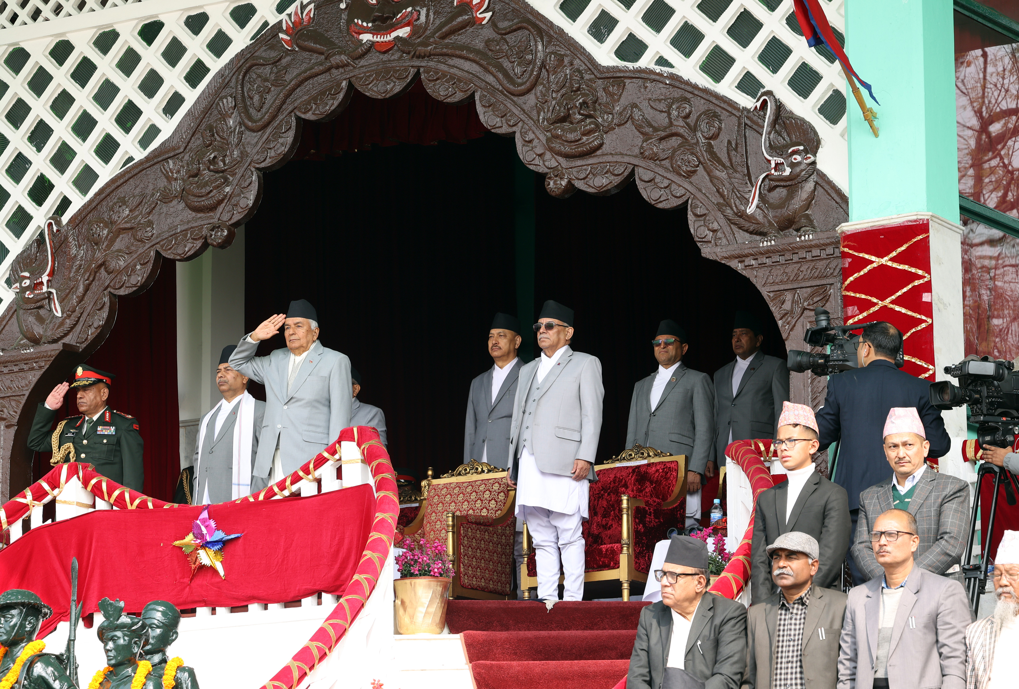 यस्तो देखियो टुँडिखेलको सैनिक मञ्चमा आयोजित प्रजातन्त्र दिवस