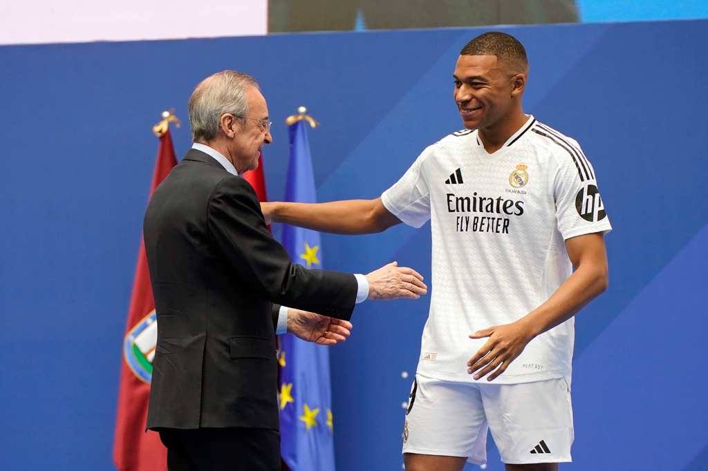 Kylian-Mbappe-real-madrid-1-1721141973.jpg