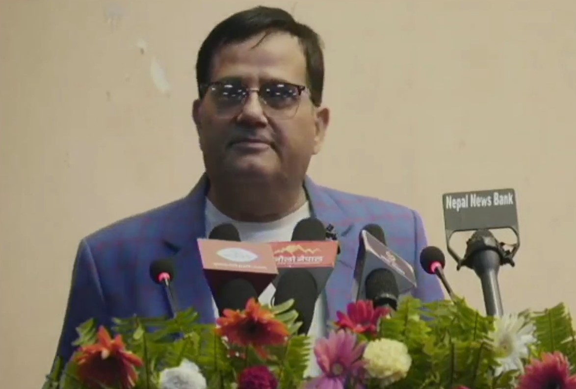 कलाकार मनोज गजुरेल भन्छन्— कानुन परिवर्तन गरेर भीआईपीको सवारी सुधार गर्नुपर्छ