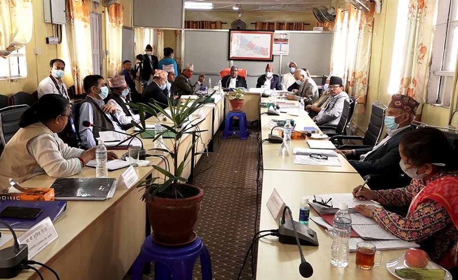 प्रत्यायोजित व्यवस्थापन तथा सरकारी आश्वासन समितिको बैठक बस्दै