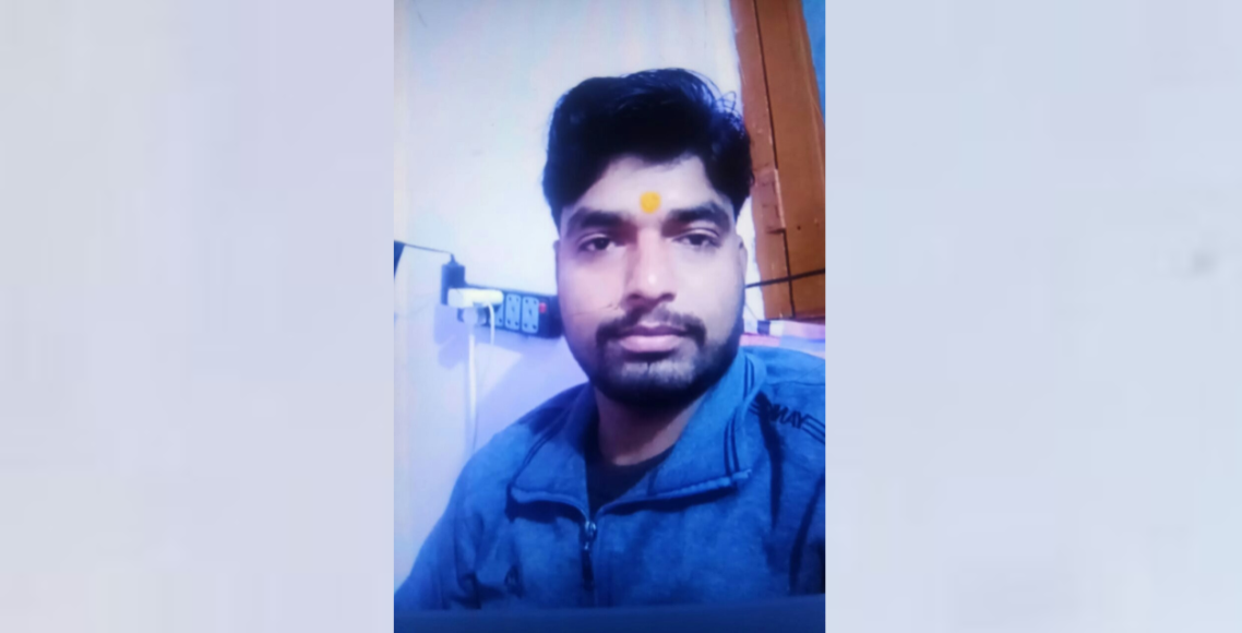 बारामा गोली हानेर भारतीय ‘सार्प सुटर’ पक्राउ