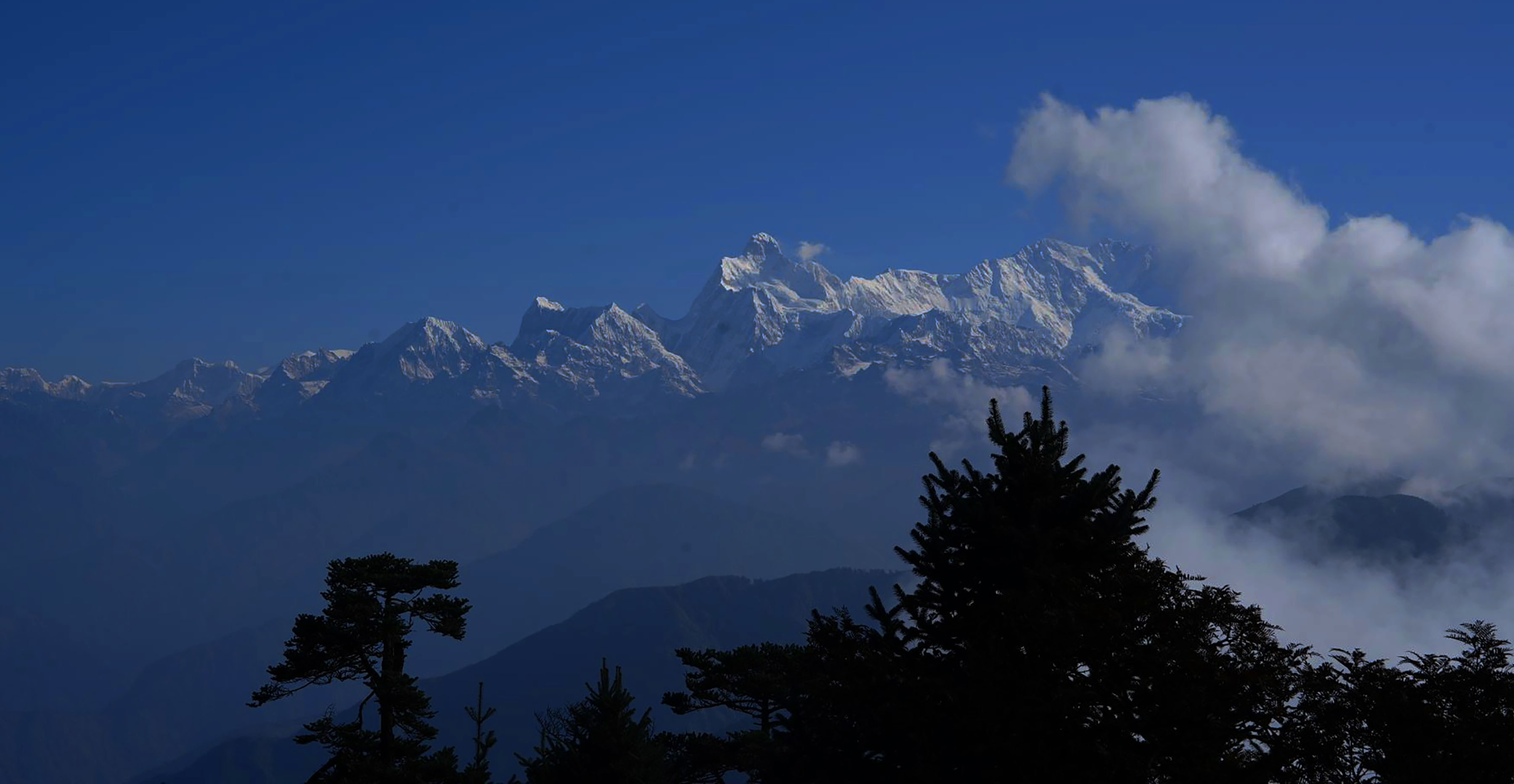 उच्च पहाडी तथा हिमाली भूभागका एकदुई स्थानमा हल्का हिमपातको सम्भावना