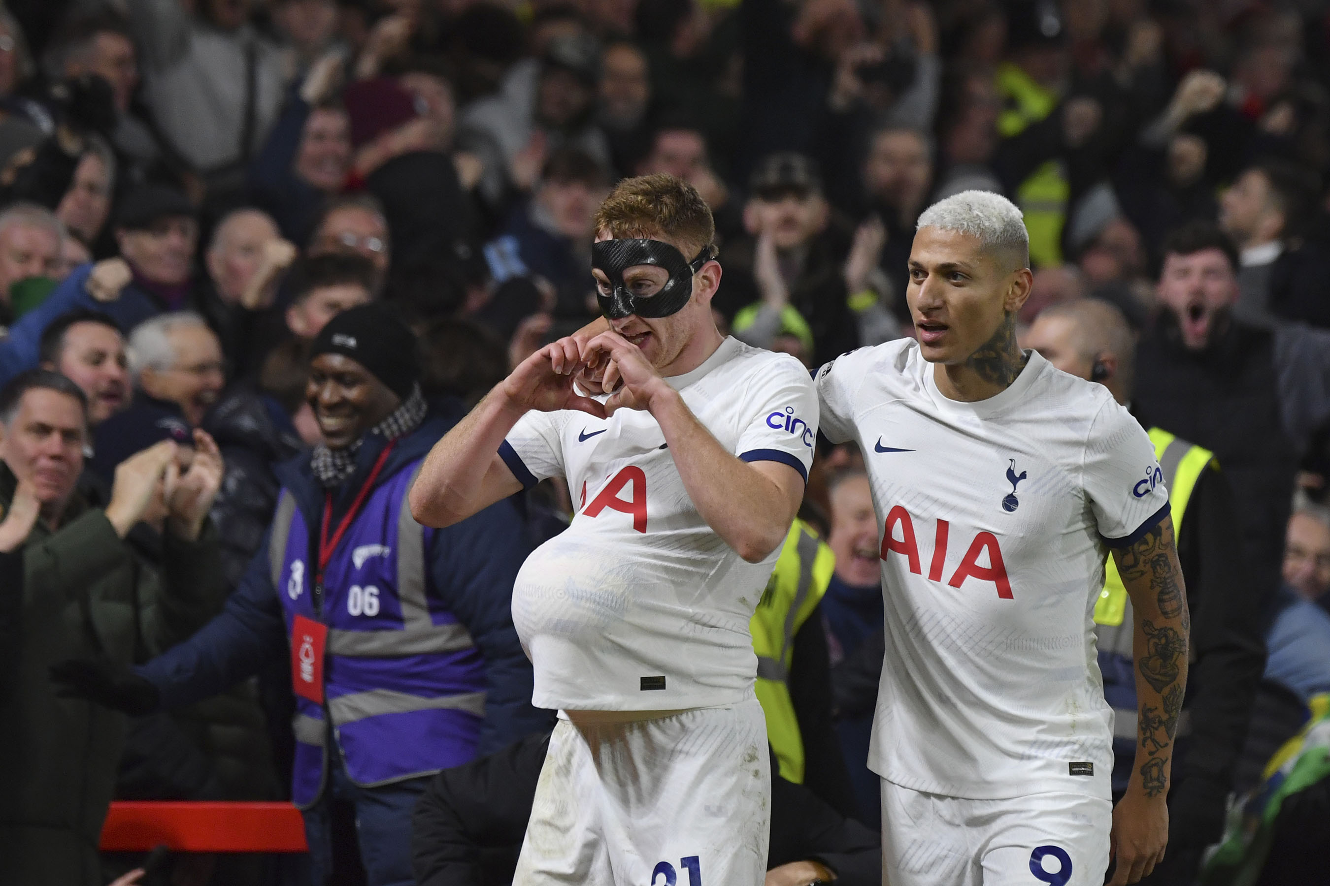 Tottenham's-1702697375.jpg