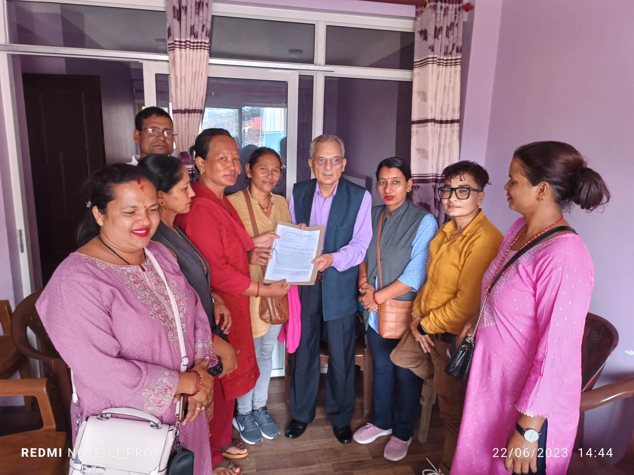 बालविकास शिक्षक केन्द्रीय समितिले बुझायो बाबुराम भट्टराईलाई ध्यानाकर्षण पत्र [तस्बिरहरू पनि]