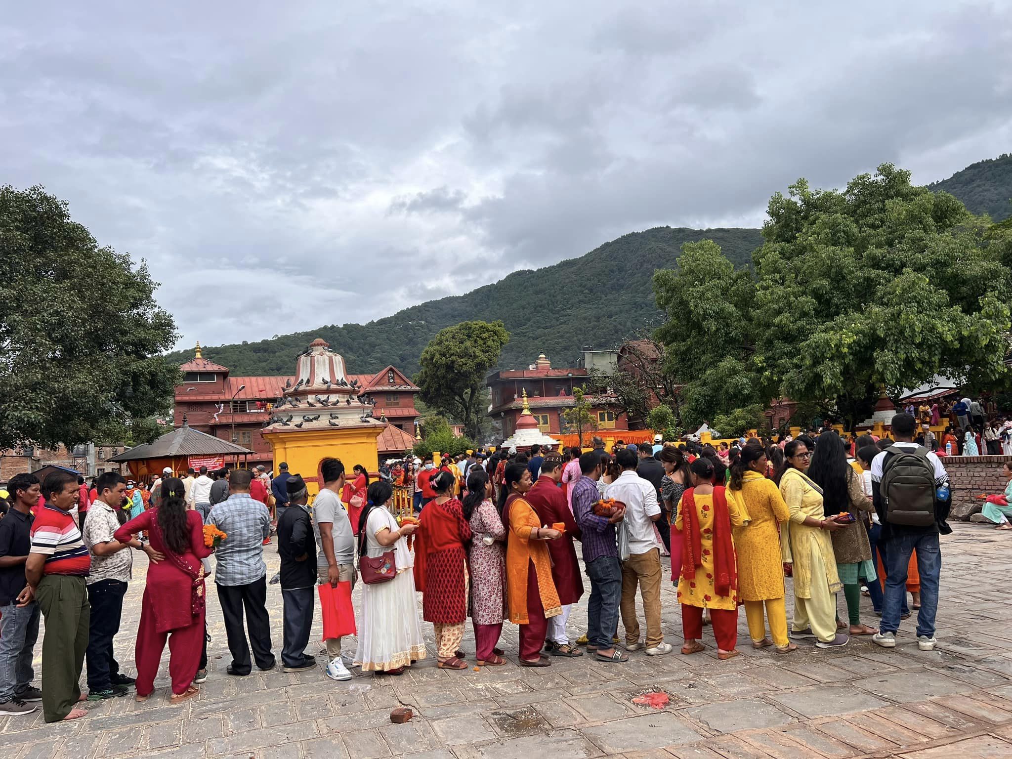 बूढानीलकण्ठमा भक्तजनको भीड [तस्बिरहरू]