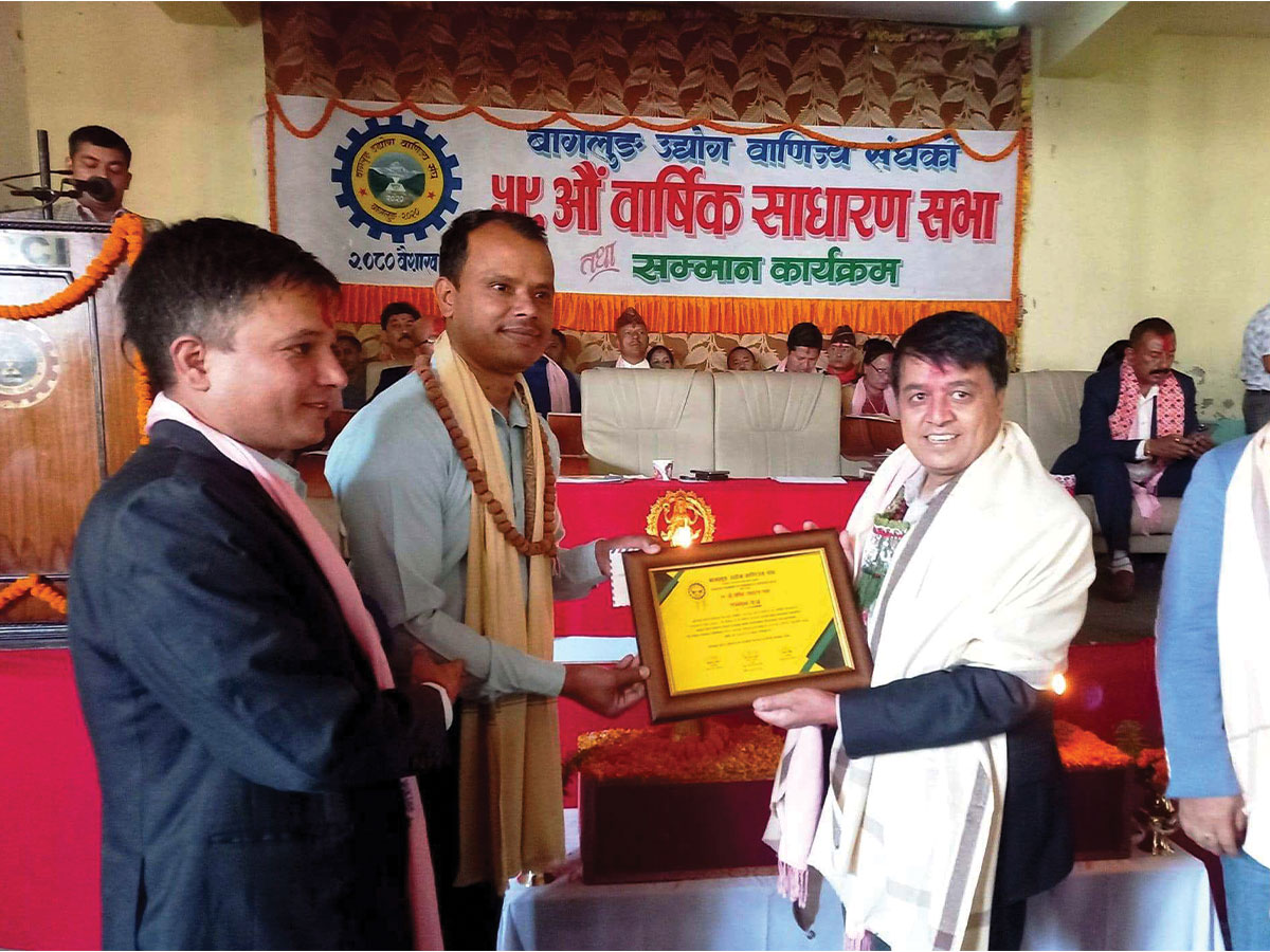 सङ्कटबीच पनि अर्थतन्त्रमा आशाको किरण देखिएको छ : अध्यक्ष ढकाल