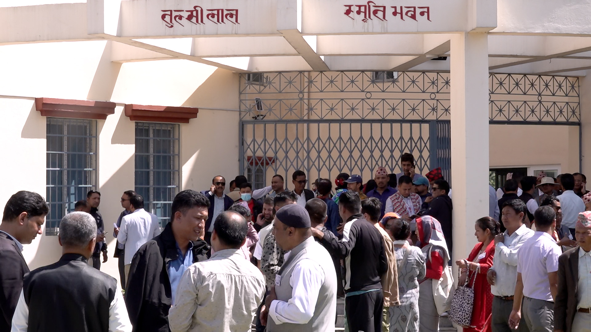 एमाले बागमती अधिवेशनको मतदान आज, अध्यक्षमा ढुंगेल र दाहालबीच प्रतिस्पर्धा