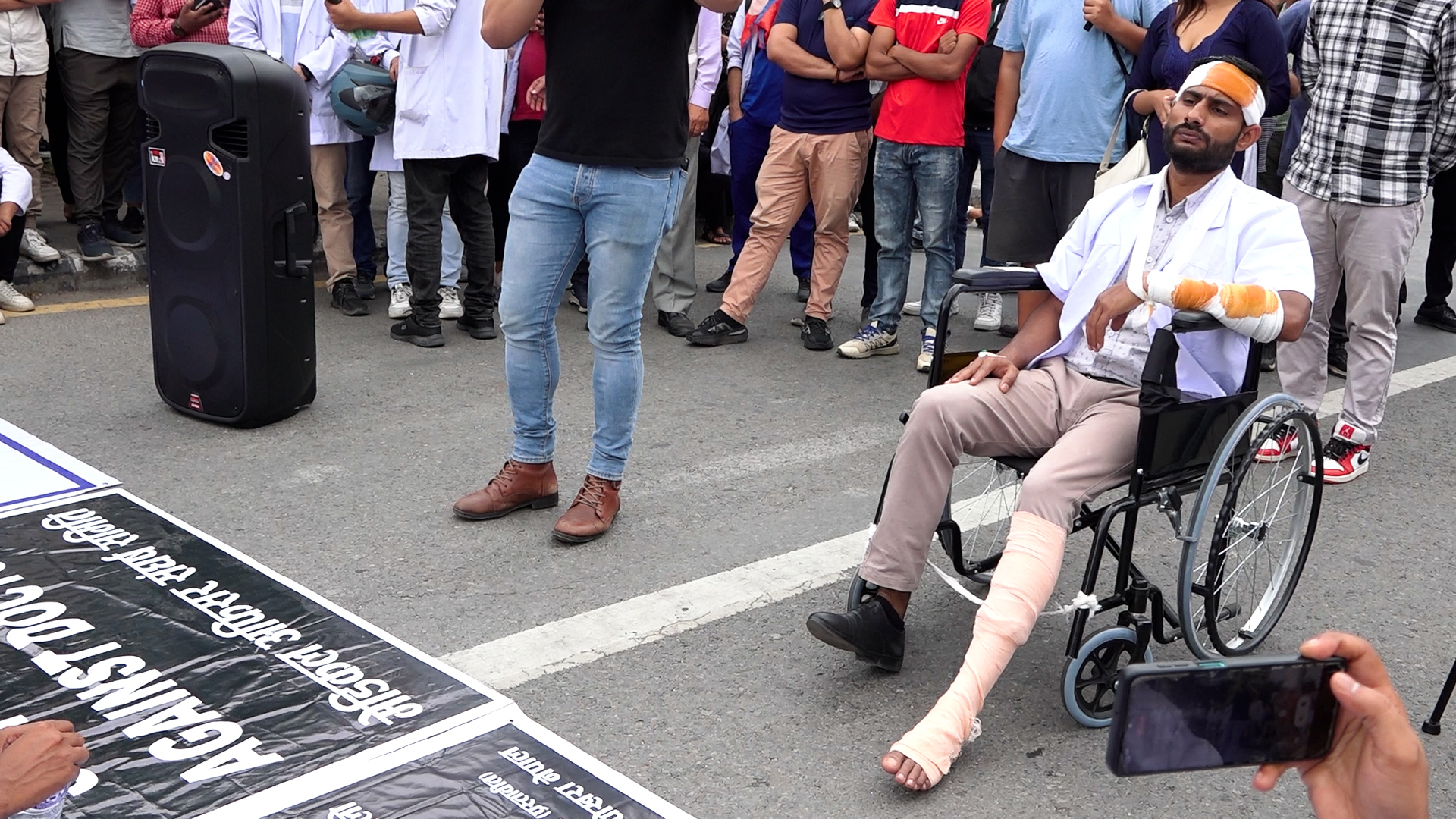 doctor-andolan-3-1696074345.jpg