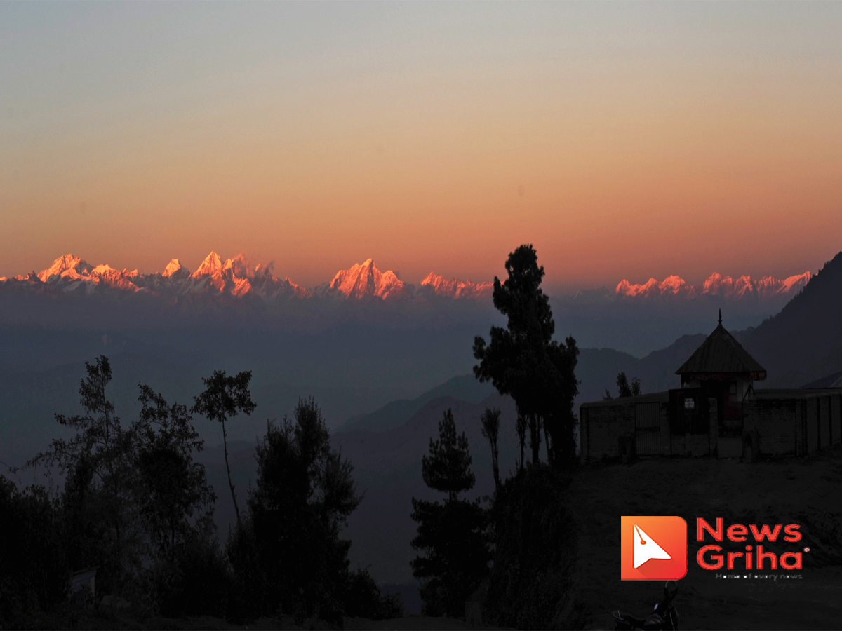 evening-kathmandu-moutain1679114700.jpg
