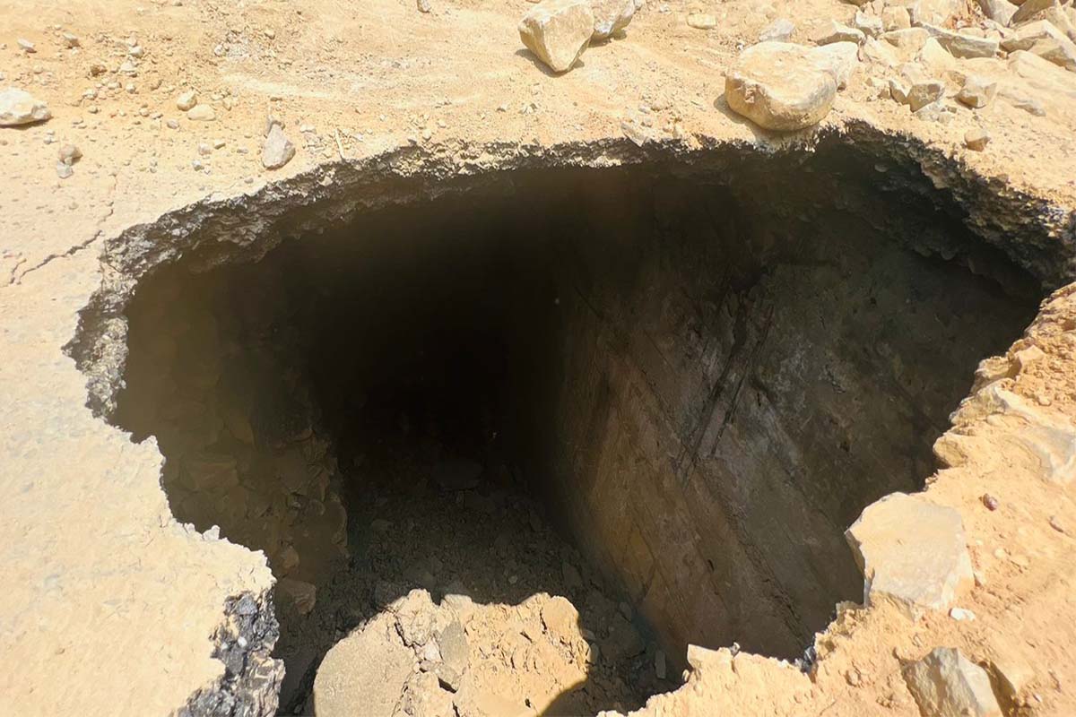 धादिङको गणेशखोला पुलमा फेरि भ्वाङ, सवारी आवागमन बन्द