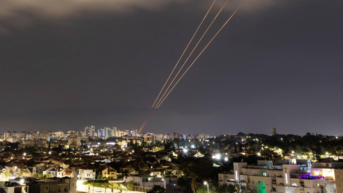 इजरायलमाथि इरानको ड्रोन आक्रमण