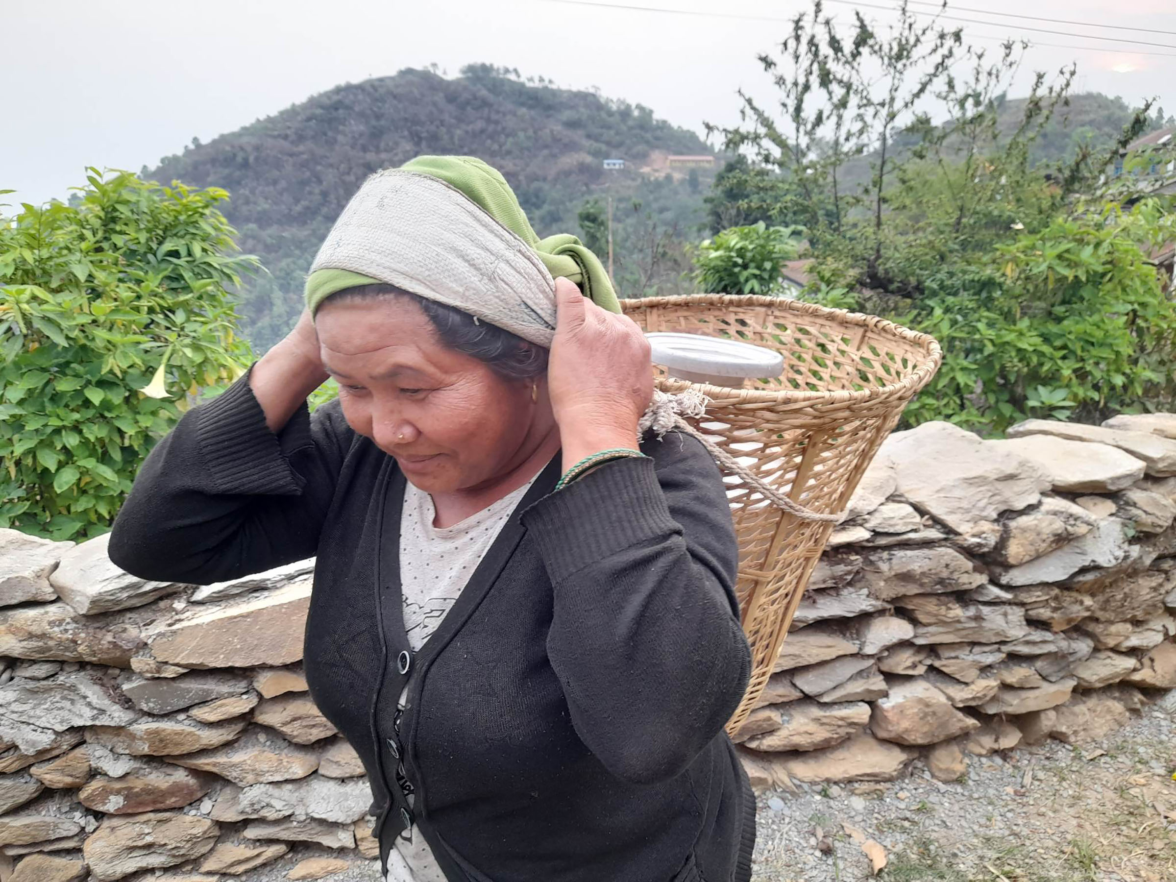 सोलार प्यानलमा समस्या हुँदा तनहुँको दगामवासीलाई खानेपानी अभाव