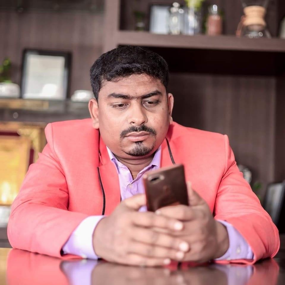 युट्युबर मनोज मानव फेरि पक्राउ