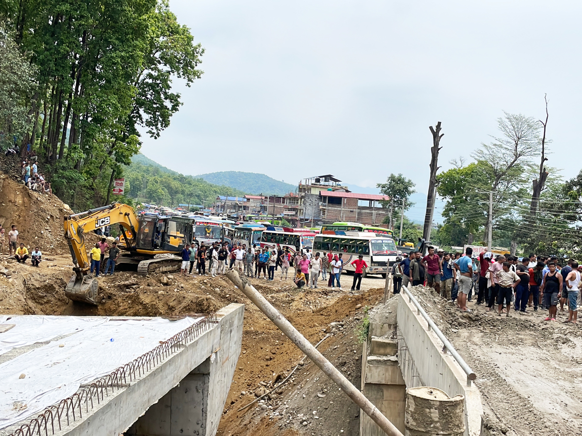 नारायणगढ–बुटवल सडकखण्ड दुईतर्फी सञ्चालन