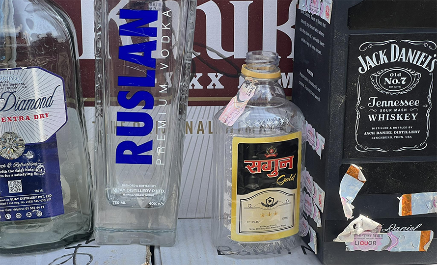 मदिरा, सुर्ती र चुरोटमा बढ्यो कर