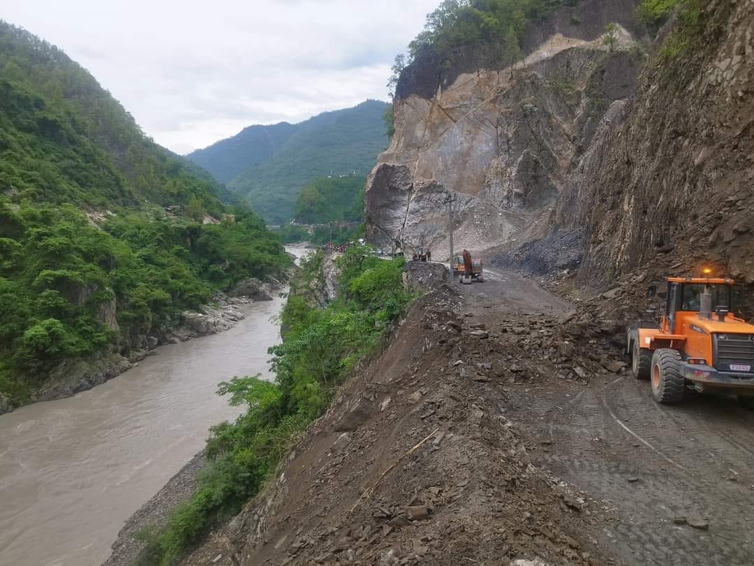 नारायणगढ–मुग्लिन सडक एकतर्फी सञ्चालन