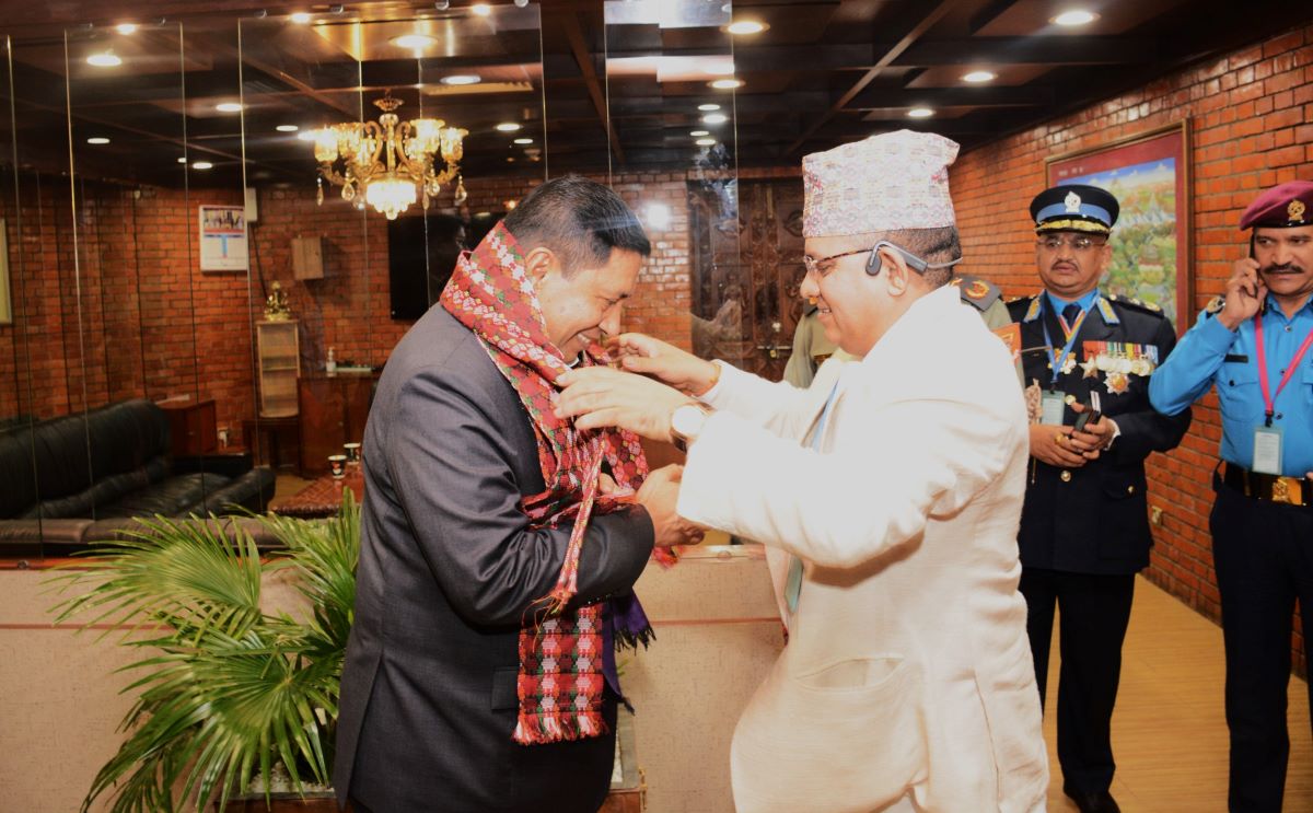 बीआरआईको तेस्रो सम्मेलनमा भाग लिन उपप्रधानमन्त्री श्रेष्ठ चीन प्रस्थान