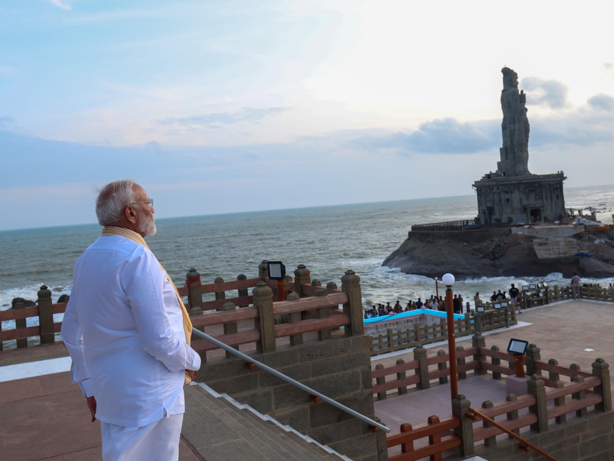 मोदीको ध्यान राजनीतिः पहिले उत्तरको केदारनाथ, अहिले दक्षिणको कन्याकुमारी