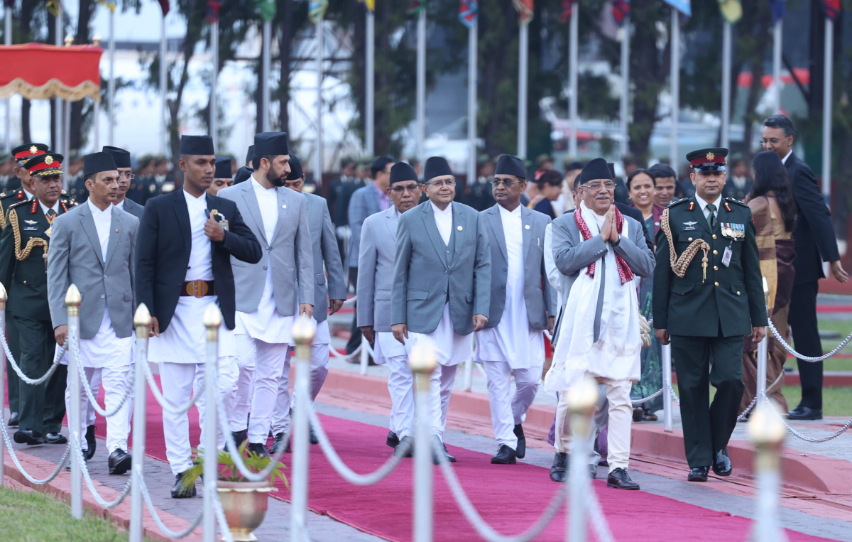 pm-on-red-carpet-1718028741.jpg