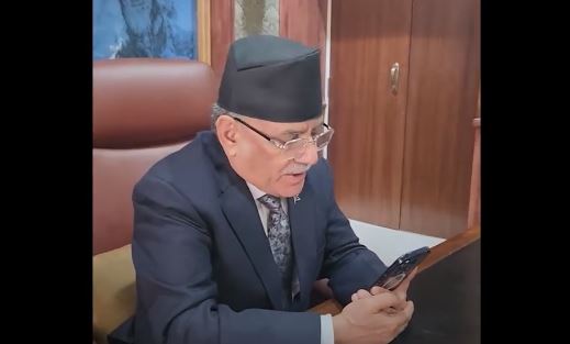 इजरायलमा रहेका नेपाली विद्यार्थीलाई प्रधानमन्त्रीले गरे फोन