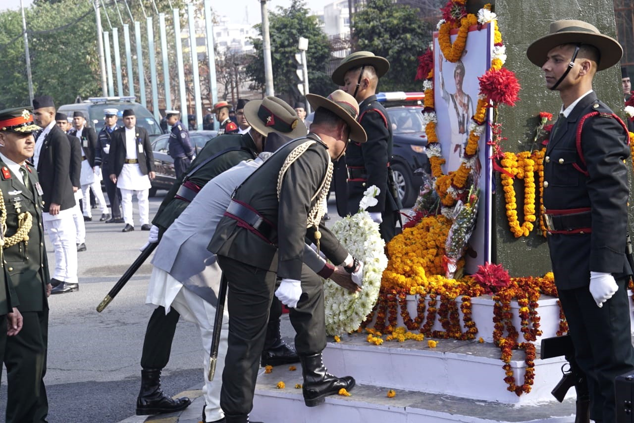 राष्ट्रनिर्माताप्रति राष्ट्रपतिको सम्मान [तस्बिरहरू]