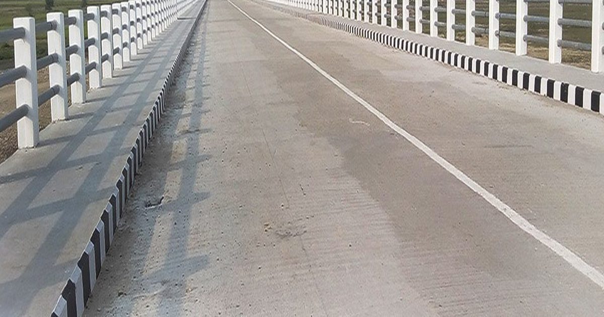 ठेक्का सम्झौता भएको ४ वर्षमा पनि म्याग्दीको दाङखोलामा पुल बनेन