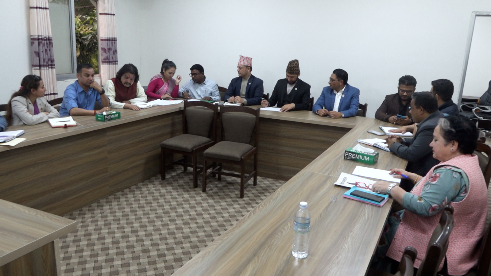 रास्वपा संसदीय दलको बैठक जारी, छलफल बजेट अधिवेशनमा केन्द्रित