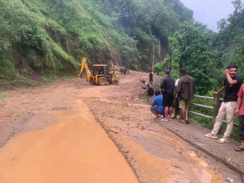 तराईमा बाढी र पहाडमा पहिरोको कहर : २४ घण्टामा कहाँ के भयो?